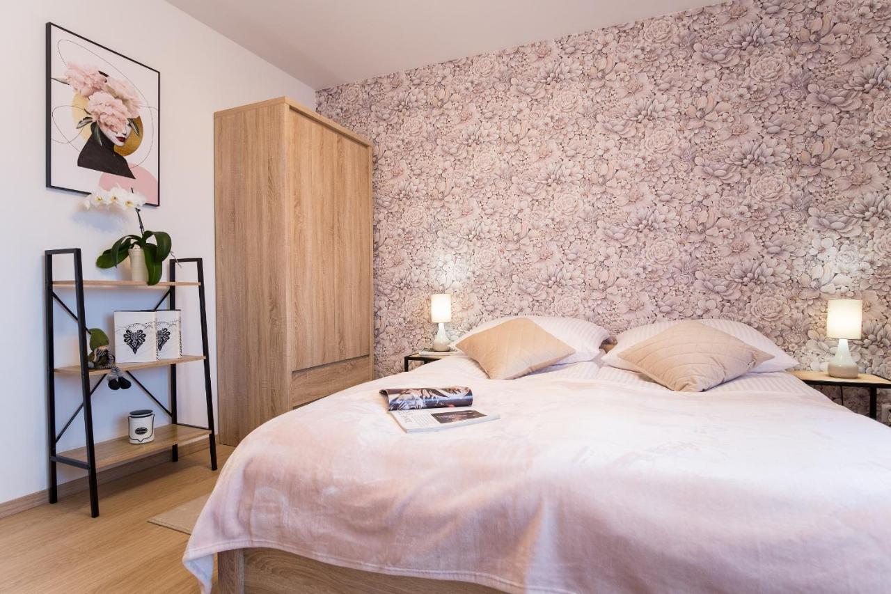 Apart-center Przy Krupowkach Apartment *